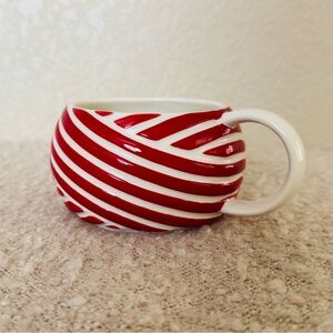 Starbucks mug, short, squatty, red / white, EUC